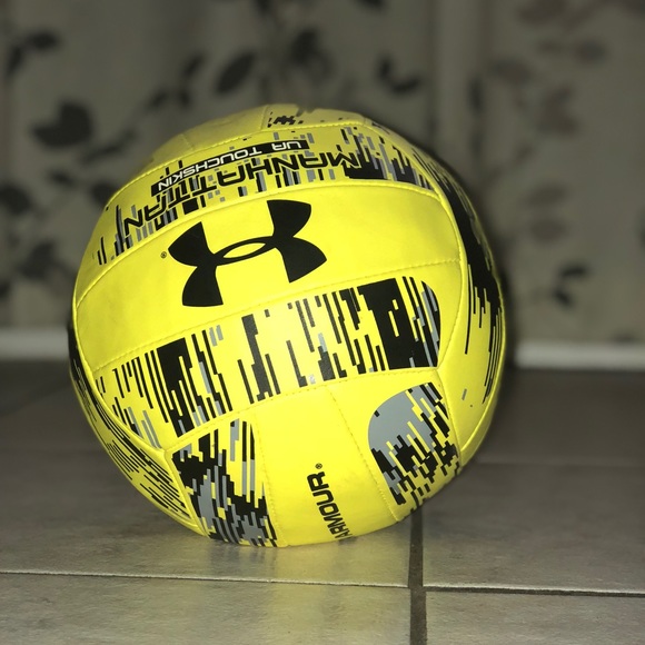 Under armour volleyball ball Clearance